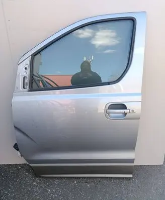 Hyundai H-1, Starex, Satellite Front door