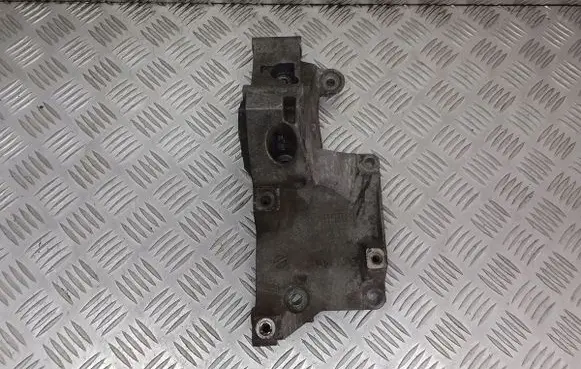 Seat Ibiza III (6L) Generator/alternator bracket 038903143R