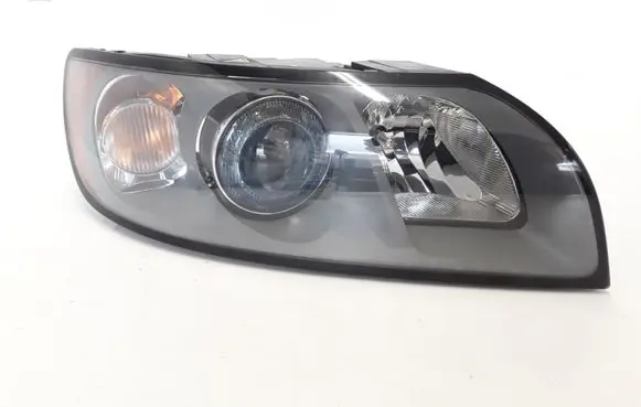 Volvo V50 Headlight/headlamp 30698890