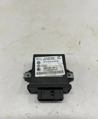 Skoda Octavia Mk2 (1Z) Light module LCM 5M0907357C 5WK49676C