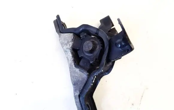 Peugeot 3008 I Engine mount bracket