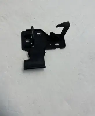 Volkswagen Touareg I Engine bonnet/hood lock/latch loop/hook 