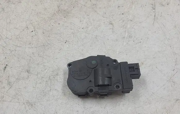BMW 3 E90 E91 Air flap motor/actuator 06042312