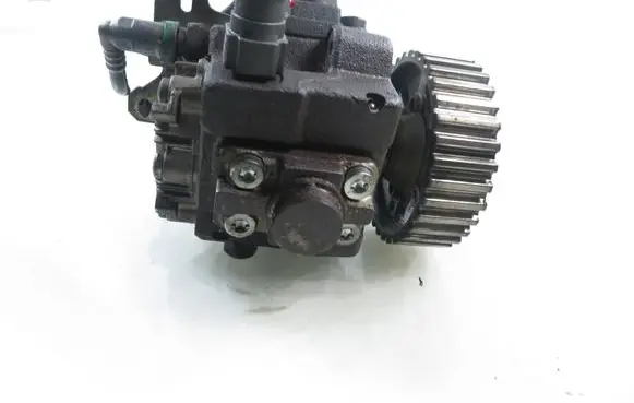Volvo S40 Fuel injection high pressure pump 9656300380A 0445010102