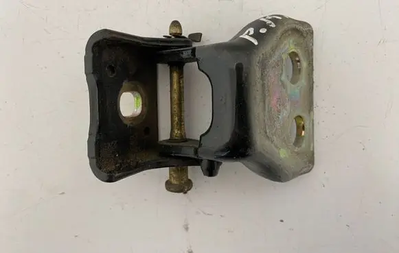 Peugeot 307 Front door upper hinge