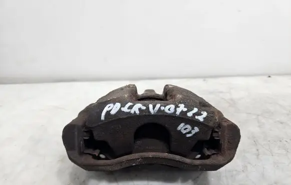 Honda CR-V Front brake caliper
