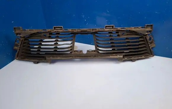 Peugeot 2008 II Front bumper lower grill 9826327480