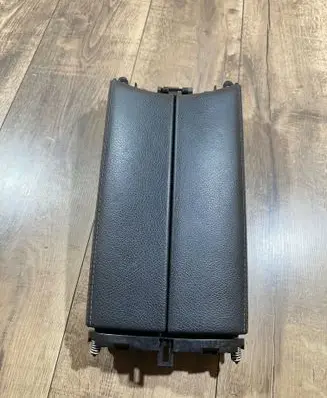Mercedes-Benz C W205 Armrest 2056800796 1271362