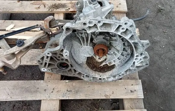 Opel Corsa D Manual 5 speed gearbox 55565178 20759