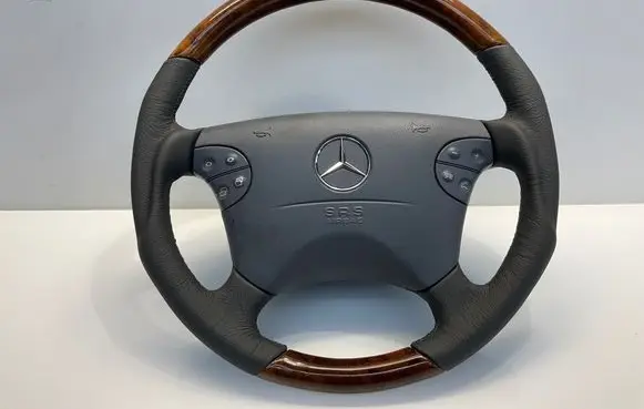 Mercedes-Benz E W210 Steering wheel