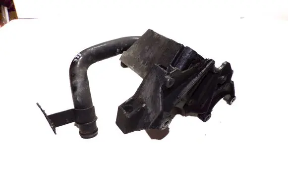 Audi Q7 4L Power steering pump mounting bracket 059145169AA