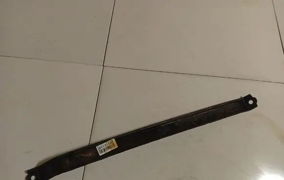 Honda Civic Fuel tank mounting bracket