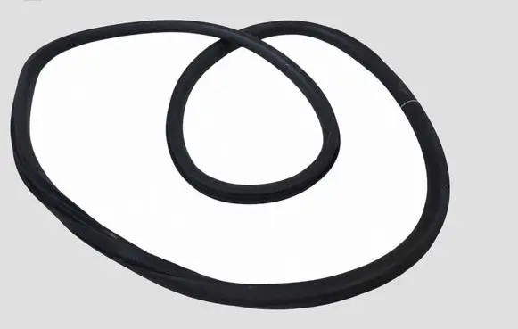 Volvo V40 Cross country Front door rubber seal 31385841