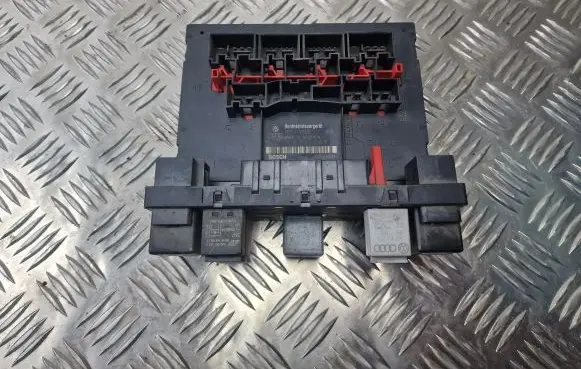 Volkswagen PASSAT B6 Comfort/convenience module 3C0937049D