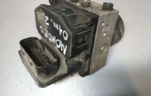 Ford Mondeo Mk III ABS Pump 1S712M110AE 0265222015 0265800007