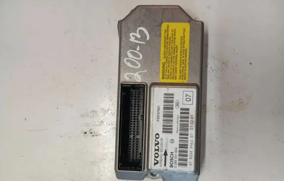 Volvo XC90 Airbag control unit/module P30737501