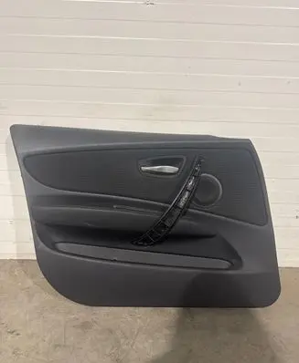 BMW 1 E81 E87 Front door card panel trim