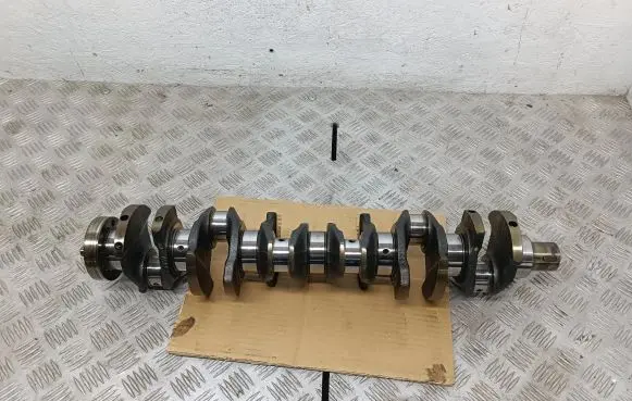 BMW 5 E60 E61 Crankshaft 7790913