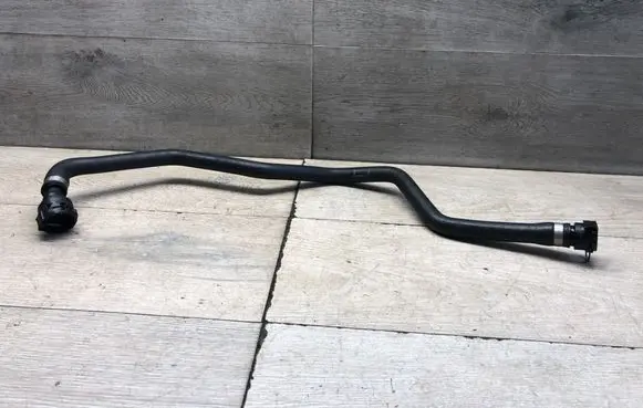 BMW 5 F10 F11 Engine coolant pipe/hose 7809819
