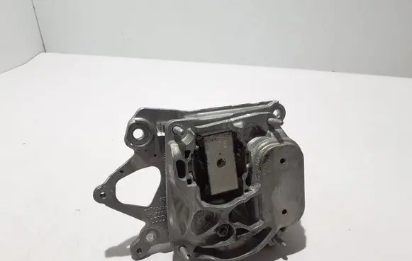 Audi A6 S6 C9 4L Gearbox mount 8B3399153BC