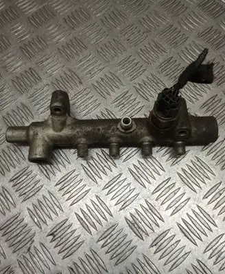 Opel Meriva A Fuel main line pipe 09F21