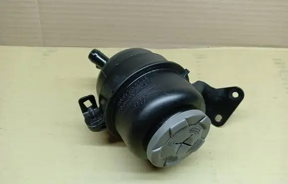 Audi Q5 SQ5 Power steering fluid tank/reservoir 4F0422371D