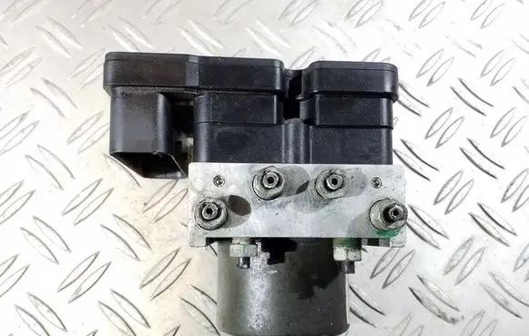 Ford Focus C-MAX ABS Pump 10097001083 3M512M110CA 10020700304
