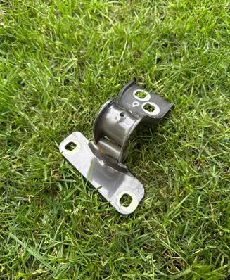 Opel Astra J Tailgate/trunk/boot hinge 13275575 1120