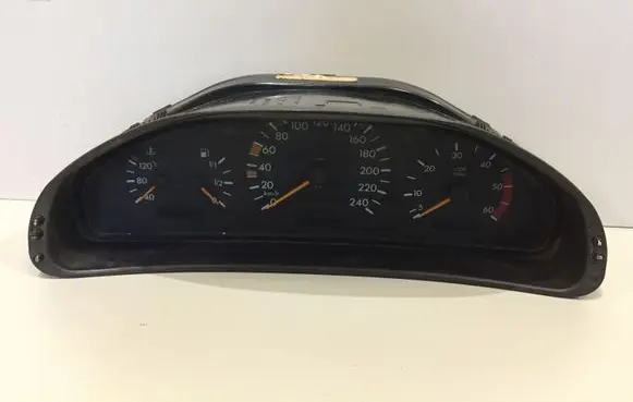 Mercedes-Benz E W210 Speedometer (instrument cluster) 88311265