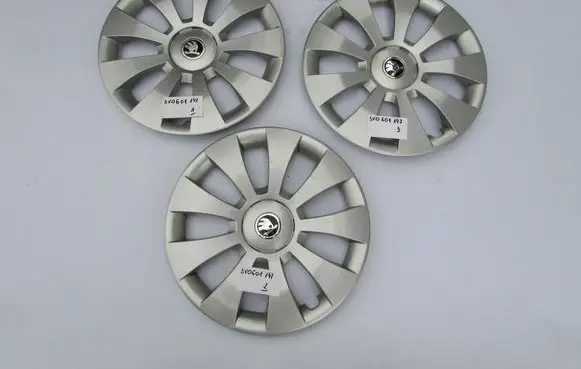 Skoda Superb B8 (3V) R16 wheel hub/cap/trim 3V0601147