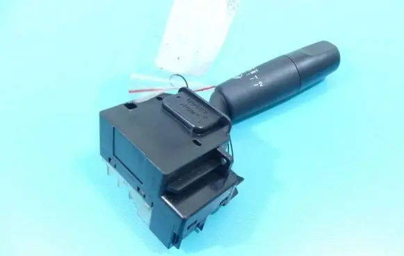 Mazda 3 I Wiper switch 17D682 IMPRK1335790