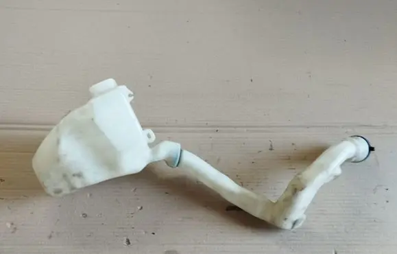 Peugeot 2008 I Windshield washer fluid reservoir/tank 9683988680
