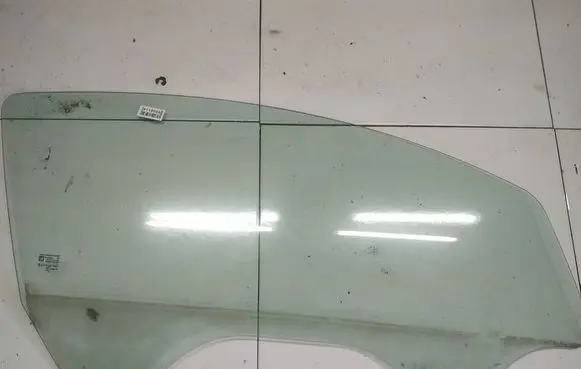 Opel Corsa D Front door window glass four-door AS2