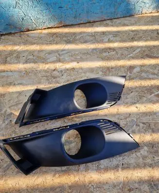 Renault Megane IV Front bumper lower grill 261522924R