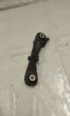 BMW 5 G30 G31 Rear upper control arm/wishbone 6867537