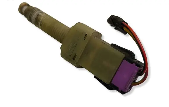 Audi A6 S6 C5 4B Brake pedal sensor switch 443945515