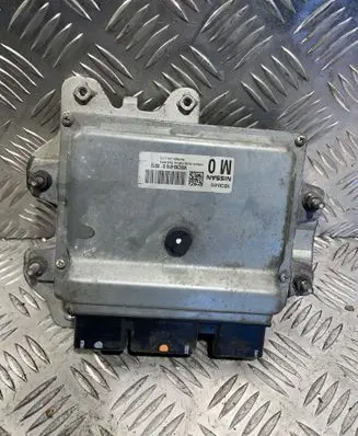 Nissan Qashqai Engine control unit/module ECU MEC93-610