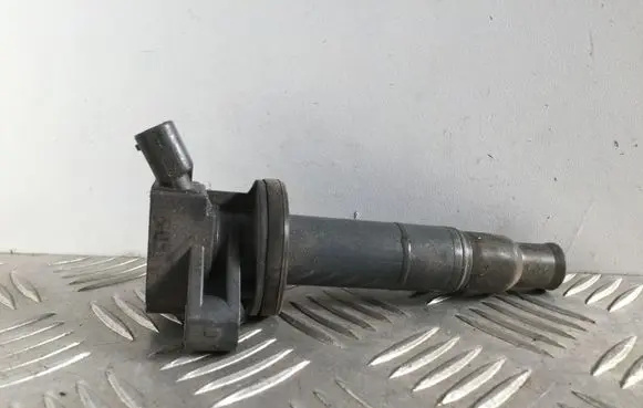 Toyota Corolla E120 E130 High voltage ignition coil 9008019019