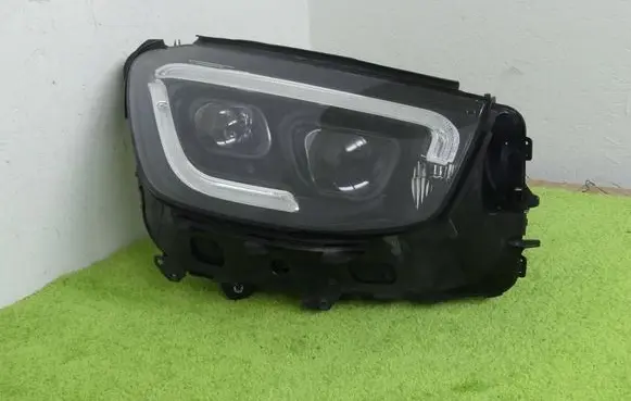 Mercedes-Benz GLC C253 Headlight/headlamp 2539065003