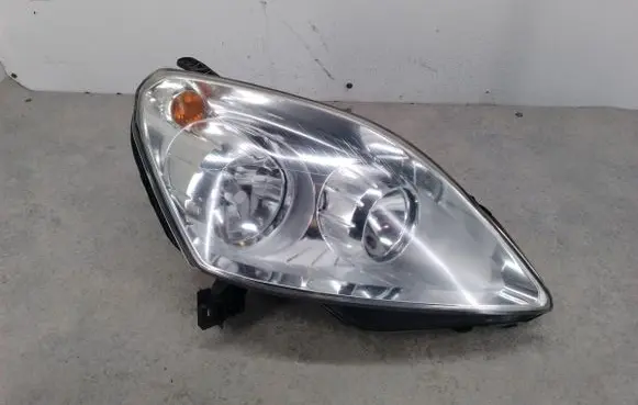 Opel Zafira B Headlight/headlamp 