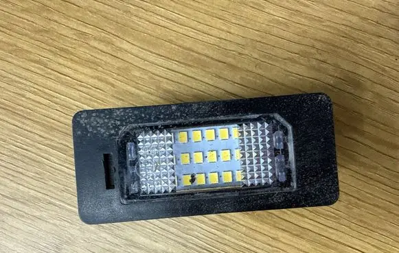 BMW 3 E90 E91 Number plate light 24KA1089X