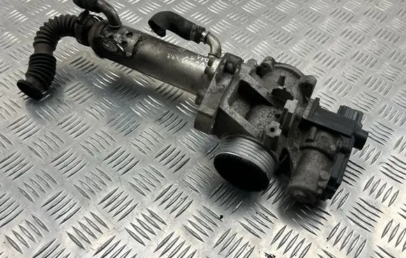 Volvo V70 EGR valve cooler 880766L 500863040