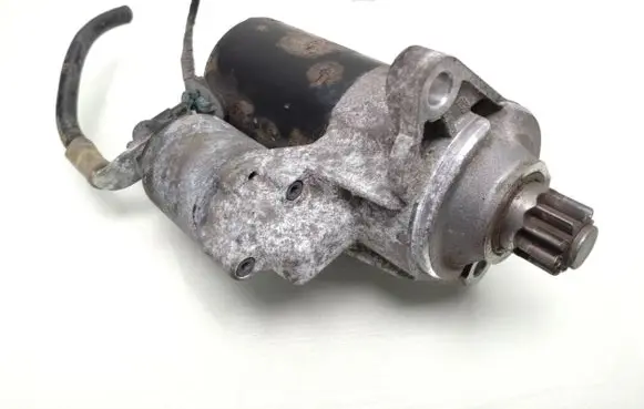 Volkswagen Golf V Starter motor