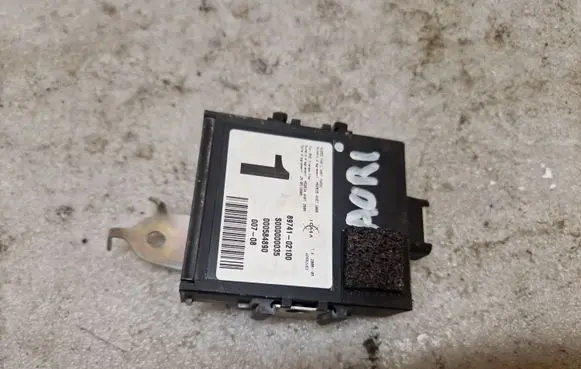 Toyota Auris 150 Door control unit/module 8974102100 000584890