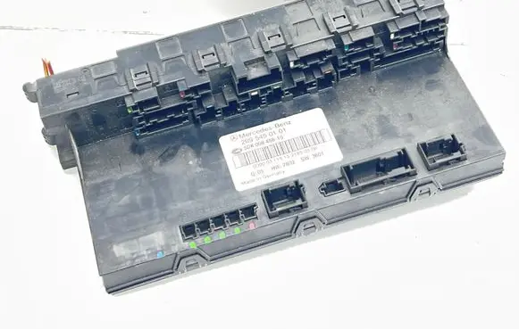 Mercedes-Benz CLK A209 C209 Fuse module 2095450101 5DK00848610