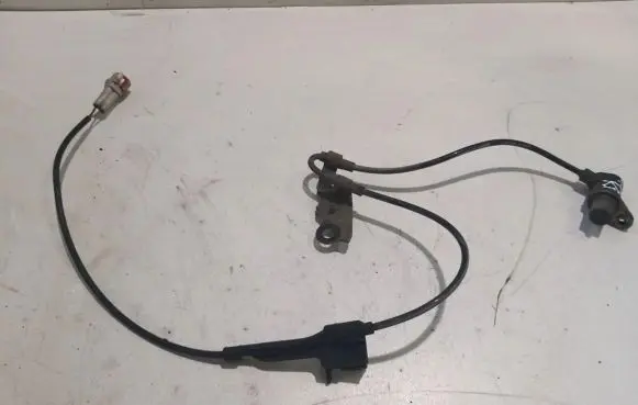 Toyota Corolla Verso AR10 ABS brake wheel speed sensor 8954302040 89543-02040