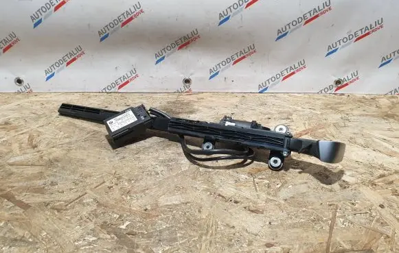 BMW 4 F32 F33 Seat belt height adjuster 7307916 9273584
