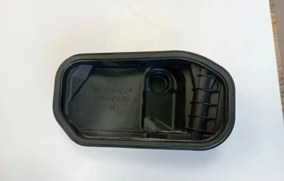 Volvo XC60 Headlight/headlamp dust cover 89075541 303731120R
