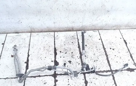 Volkswagen PASSAT B7 Air conditioning (A/C) pipe/hose 3C0820743CC 3C0820741AJ