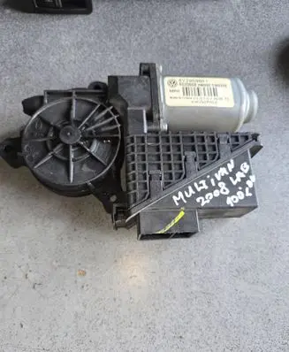 Volkswagen Multivan T5 Front door window regulator motor 6Y2959801 VW750PDLS 402066B